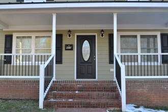 605 Griffin Blvd in Farmville, VA - Building Photo - Building Photo