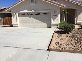 10328 E 39th Way in Yuma, AZ - Building Photo