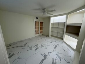 13 Royale Cir in Laredo, TX - Building Photo - Building Photo