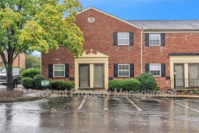 property at 2530 E North St