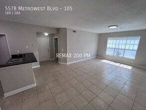 5578 Metrowest Blvd in Orlando, FL - Building Photo - Building Photo