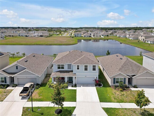 5289 Fiddle Fig Ave in Wimauma, FL - Building Photo - Building Photo