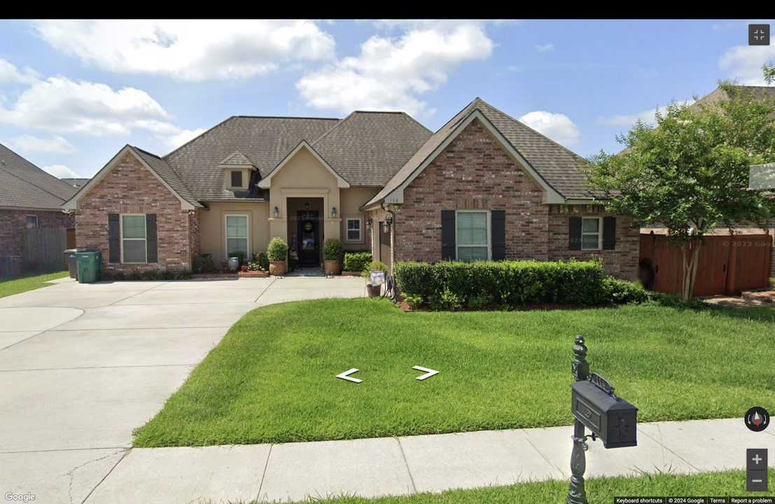 114 Angel Rock Ln in Broussard, LA - Building Photo