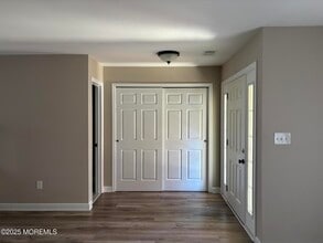 248 Larchwood Ct in Howell, NJ - Building Photo - Building Photo