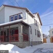 129 S Eagle Rd in Havertown, PA - Building Photo