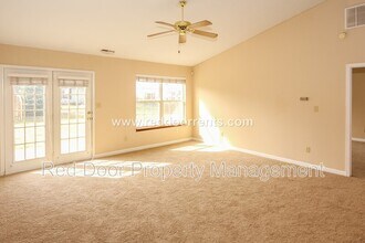 10051 Long Meadow Dr in Fishers, IN - Building Photo - Building Photo