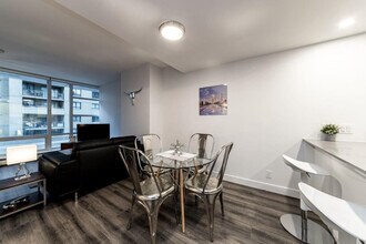 1283 Howe St in Vancouver, BC - Building Photo - Building Photo