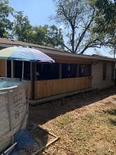 211 Park-Way St in Rockdale, TX - Building Photo - Building Photo