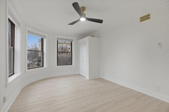 4004 N Bell Ave in Chicago, IL - Building Photo - Building Photo