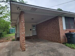 1125 Crestview Dr in North Augusta, SC - Building Photo - Building Photo
