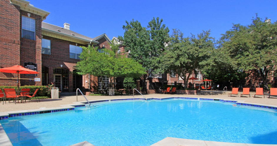 The Dorchester Apartments in Dallas, TX - Foto de edificio