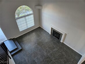 9679 Idle Spurs Dr in Las Vegas, NV - Building Photo - Building Photo
