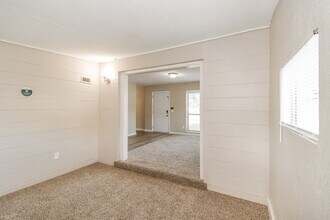 5135 Archery Ave in Jacksonville, FL - Foto de edificio - Building Photo