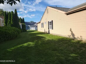 30 St Paul Pl in Manchester Township, NJ - Building Photo - Building Photo