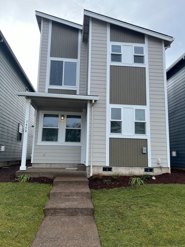 1958 NW Wessex St in McMinnville, OR - Building Photo - Building Photo