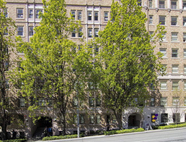 Commodore Duchess in Seattle, WA - Foto de edificio - Building Photo