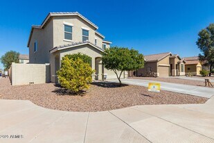 7230 W Southgate Ave in Phoenix, AZ - Building Photo