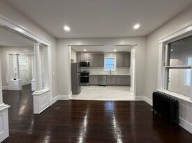 438 Neville St in Perth Amboy, NJ - Building Photo