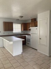 403 N Wilson Blvd in Gulfport, MS - Building Photo - Building Photo