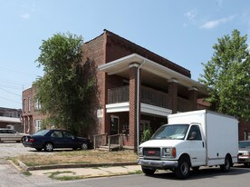 59 W Pike St in Martinsville, IN - Building Photo