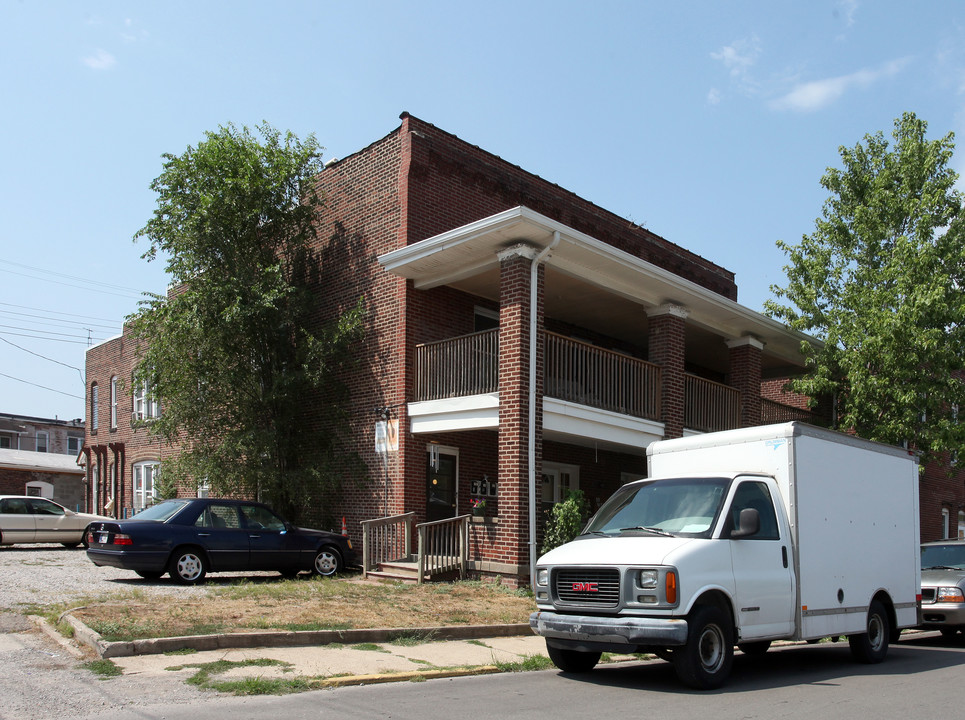 59 W Pike St in Martinsville, IN - Building Photo