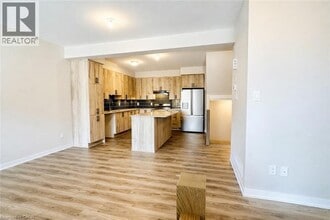 215 Speckled Alder Row in Ottawa, ON - Building Photo - Building Photo