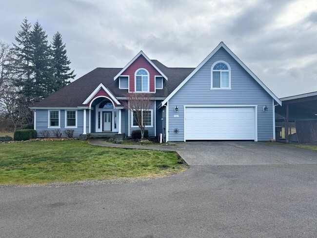 property at 8941 Canal Rd SE