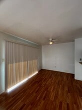 1620 N Wilmot Rd in Tucson, AZ - Building Photo - Building Photo