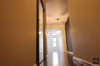 41-42 42nd St-Unit -4K in Queens, NY - Building Photo - Building Photo