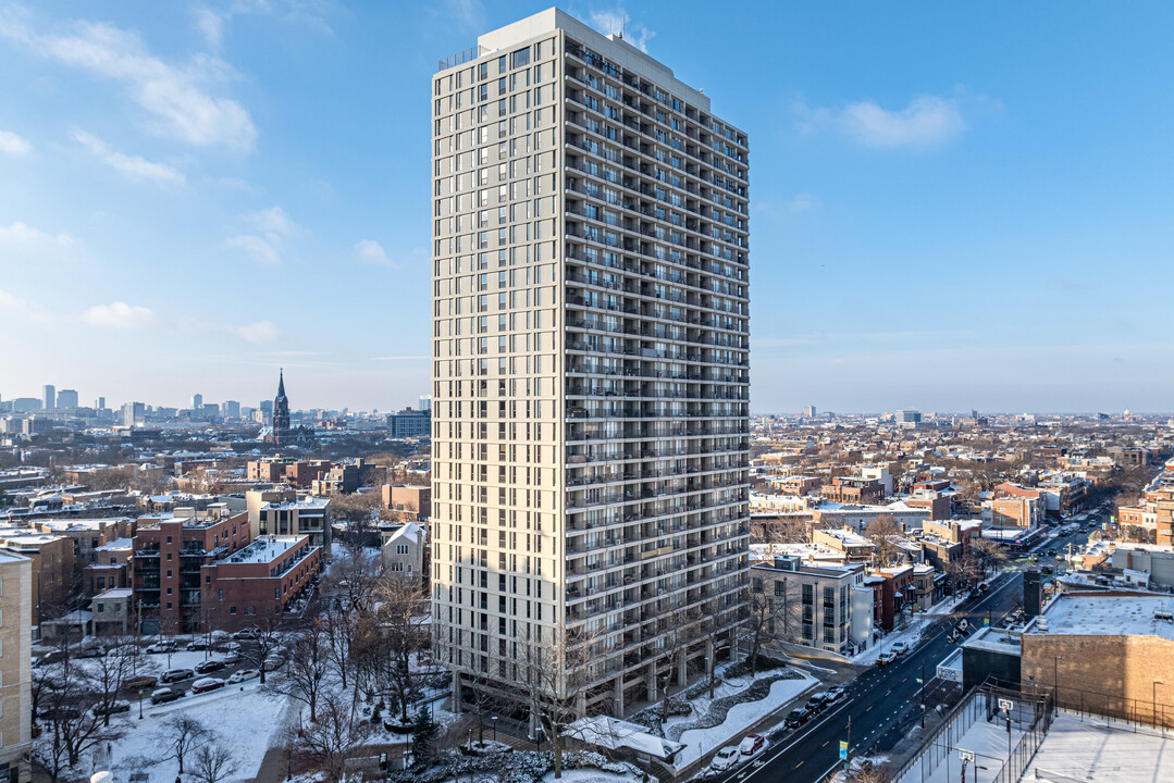 Lincoln Park Tower in Chicago, IL - Foto de edificio