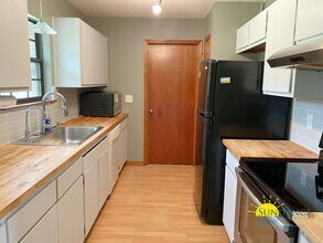 8624 Laredo St in Navarre, FL - Building Photo - Building Photo