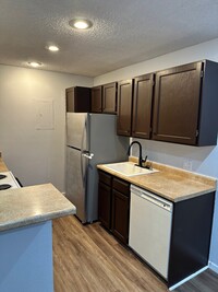 10150 E Virginia Ave, Unit 4-202 in Denver, CO - Building Photo - Building Photo