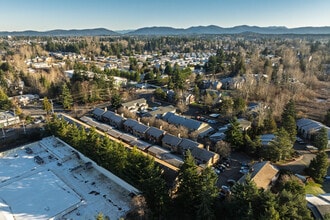 Benson Hill Townhouses in Kent, WA - Building Photo - Building Photo
