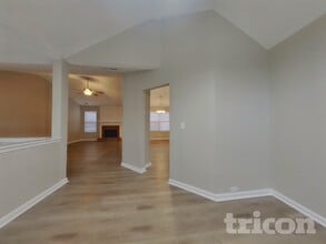 7093 Springgrove Ct in Austell, GA - Building Photo - Building Photo
