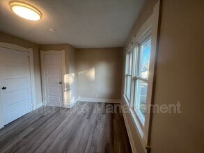 898 E 13th Ave in Columbus, OH - Building Photo - Building Photo