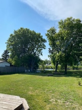 1305 Forest St in Thunder Bay, ON - Building Photo - Building Photo