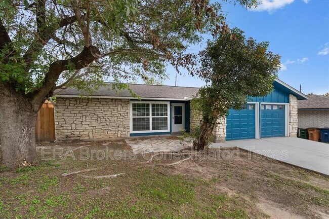 2532 Chaparral Trail in Austin, TX - Building Photo - Building Photo