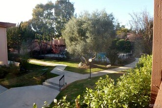 5917 Armaga Spring Rd, Unit E in Rancho Palos Verdes, CA - Building Photo - Building Photo