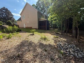 112 Crosswaite Way in Cary, NC - Building Photo - Building Photo
