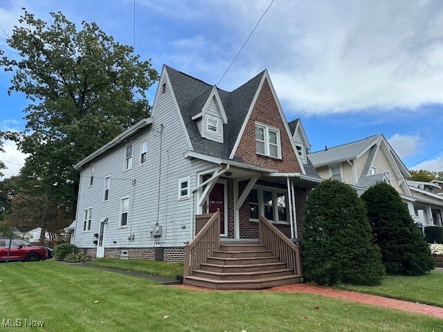 2889 Bailey Rd in Cuyahoga Falls, OH - Building Photo