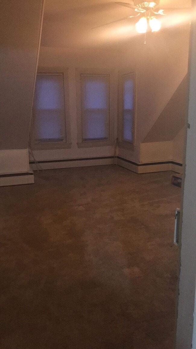 139 Yost Ave, Unit 2 in Spring City, PA - Building Photo - Building Photo