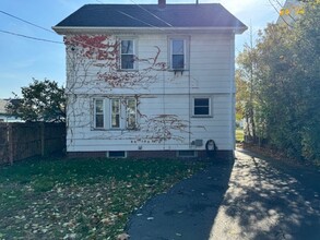 244 Westchester Ave in Irondequoit, NY - Building Photo - Building Photo