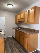1711 Seven Pines Rd in Springfield, IL - Building Photo - Building Photo