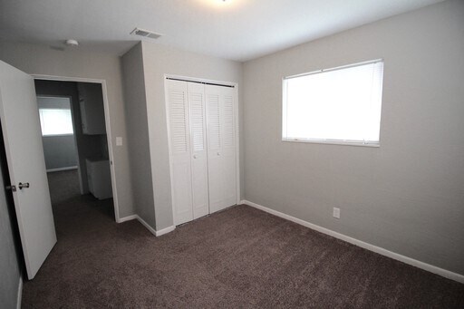 1016 Forest Ct in Kansas City, KS - Building Photo