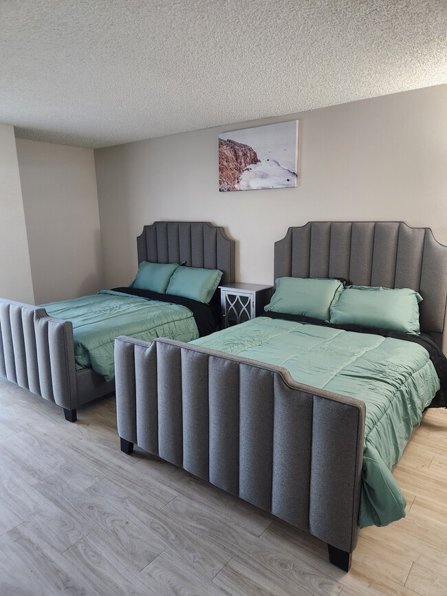 property at 11042 N 28th Dr