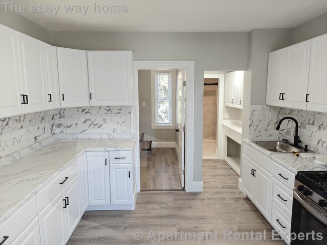 108 Highland Ave, Unit #2