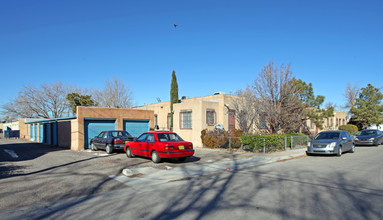 1100 Gold Ave SW in Albuquerque, NM - Building Photo - Building Photo