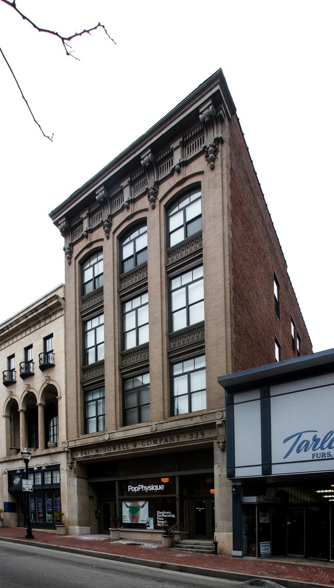 Charles McDowell Building in Baltimore, MD - Foto de edificio - Building Photo