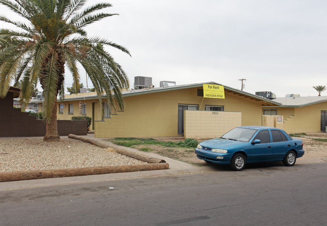 5924 W Keim Dr in Glendale, AZ - Building Photo