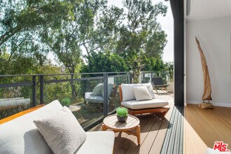 11600 Dunstan Way in Los Angeles, CA - Building Photo - Building Photo